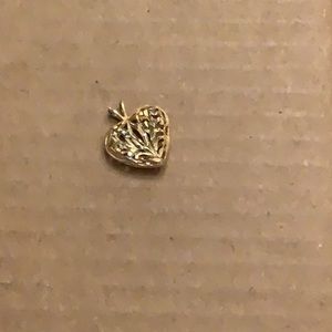 Heart charm, 14 carat.